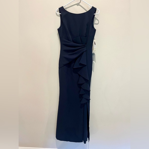 Eliza J Ruffle Front Gown - Picture 6 of 8